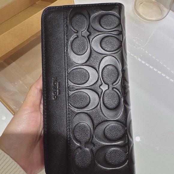 COACH Embossed Signature Black Leather Long Accordion Zip Wallet - Picture 2 of 6